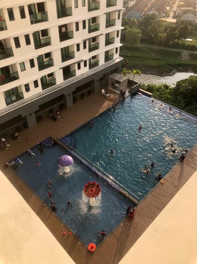 Mishal'S Homestay-Vista Bangi Studio Service Apartment カジャン エクステリア 写真