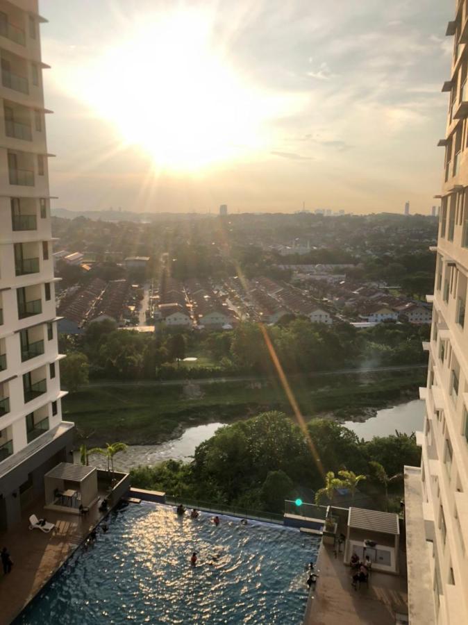 Mishal'S Homestay-Vista Bangi Studio Service Apartment カジャン エクステリア 写真